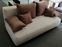 WINO KANAPÉ, AZONNAL VIHETŐ!